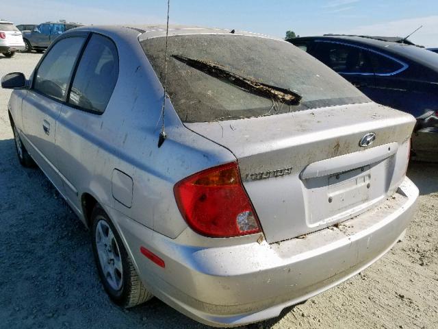 KMHCG35C05U354853 - 2005 HYUNDAI ACCENT GS SILVER photo 3