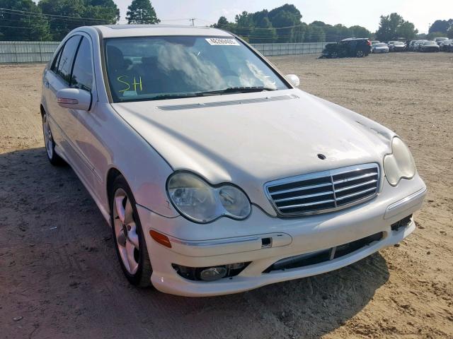 WDBRF52H47F919723 - 2007 MERCEDES-BENZ C 230 WHITE photo 1