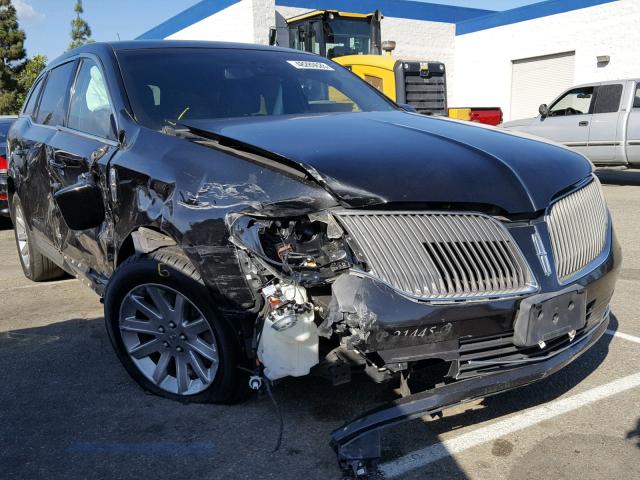 2LMHJ5NK5DBL51207 - 2013 LINCOLN MKT BLACK photo 1