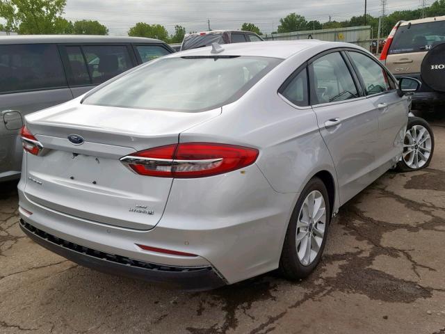 3FA6P0LU3KR197386 - 2019 FORD FUSION SE SILVER photo 4