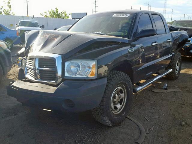 1D7HW28K66S506972 - 2006 DODGE DAKOTA QUA BLACK photo 2