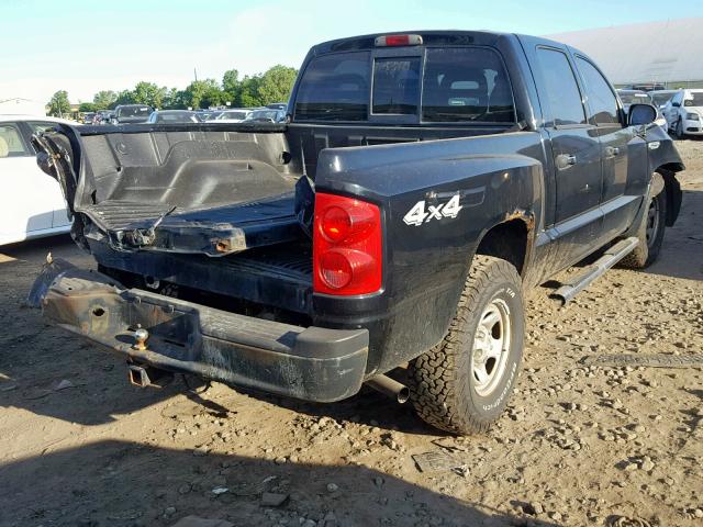 1D7HW28K66S506972 - 2006 DODGE DAKOTA QUA BLACK photo 4