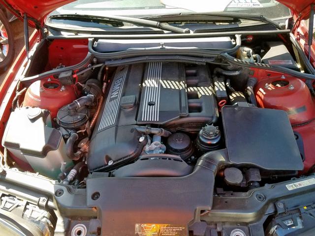 WBAEN334X4PC13638 - 2004 BMW 325 IT RED photo 7