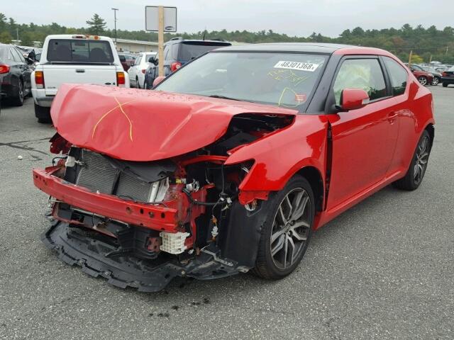 JTKJF5C79GJ016042 - 2016 TOYOTA SCION TC RED photo 2