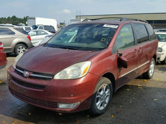 5TDBA22CX4S001748 - 2004 TOYOTA SIENNA XLE RED photo 2