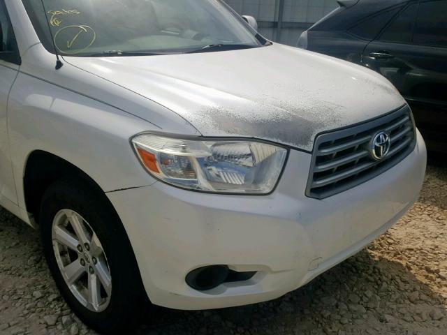 JTEES41A382030295 - 2008 TOYOTA HIGHLANDER WHITE photo 9