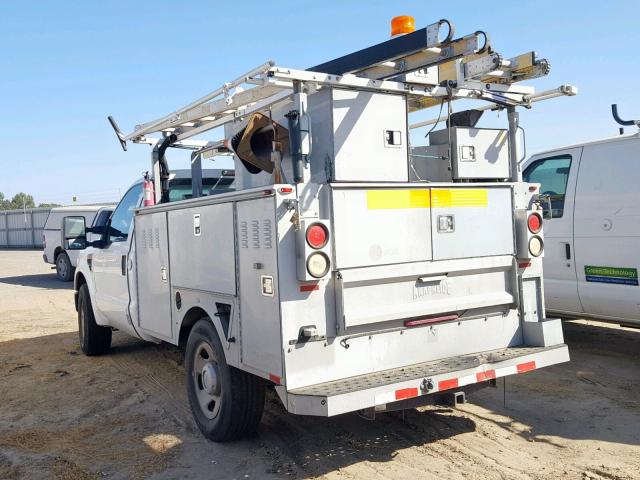 1FDWF305X8EC89548 - 2008 FORD F350 SRW S WHITE photo 3