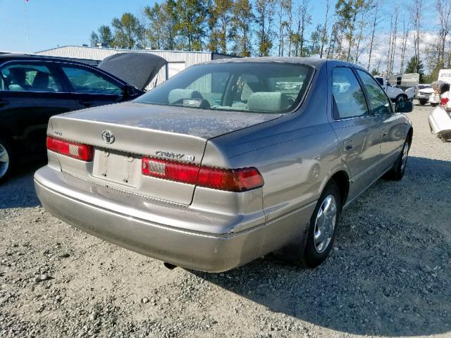 JT2BG22K8W0195426 - 1998 TOYOTA CAMRY CE TAN photo 4