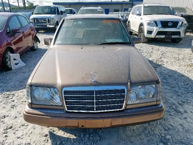 WDBEA34E5SC208482 - 1995 MERCEDES-BENZ E 420 BASE GOLD photo 9