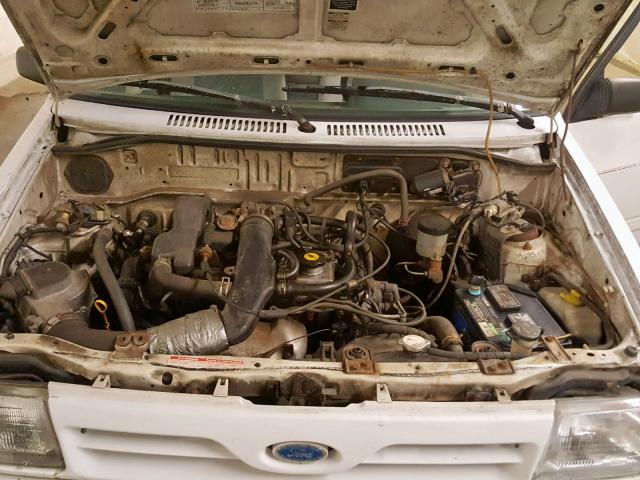 KNJPT06H8N6124909 - 1992 FORD FESTIVA GL WHITE photo 7