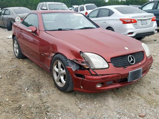 WDBKK65F11F187779 - 2001 MERCEDES-BENZ SLK 320 RED photo 1