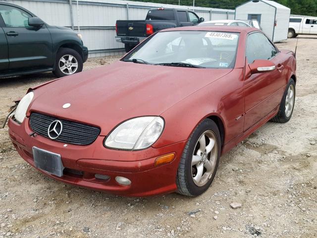 WDBKK65F11F187779 - 2001 MERCEDES-BENZ SLK 320 RED photo 2