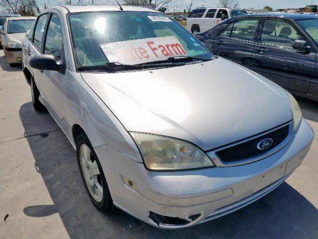 1FAHP34N87W187846 - 2007 FORD FOCUS ZX4 SILVER photo 1