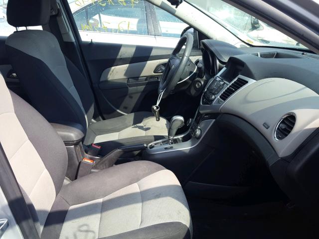 1G1PA5SH2E7219089 - 2014 CHEVROLET CRUZE LS SILVER photo 5