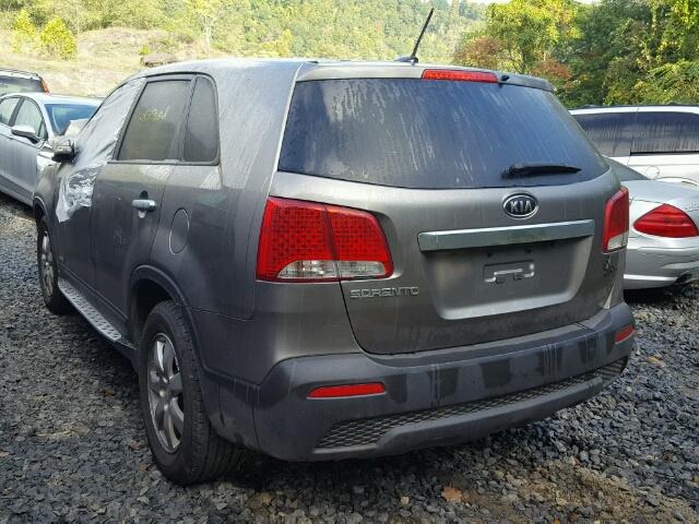 5XYKTCA68DG309686 - 2013 KIA SORENTO LX TAN photo 3