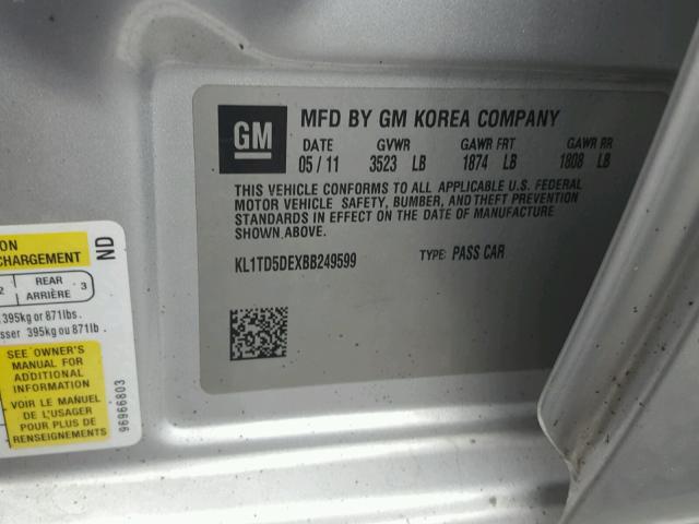 KL1TD5DEXBB249599 - 2011 CHEVROLET AVEO LS SILVER photo 10