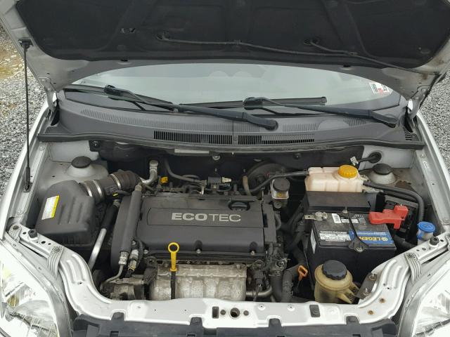 KL1TD5DEXBB249599 - 2011 CHEVROLET AVEO LS SILVER photo 7