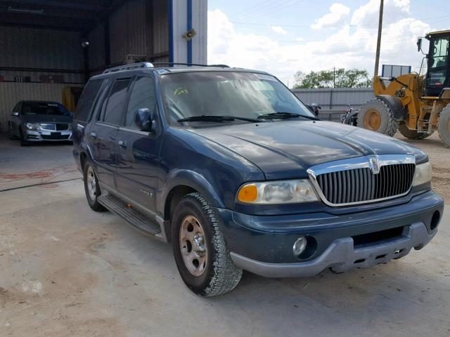 5LMRU27A8YLJ11582 - 2000 LINCOLN NAVIGATOR BLUE photo 1