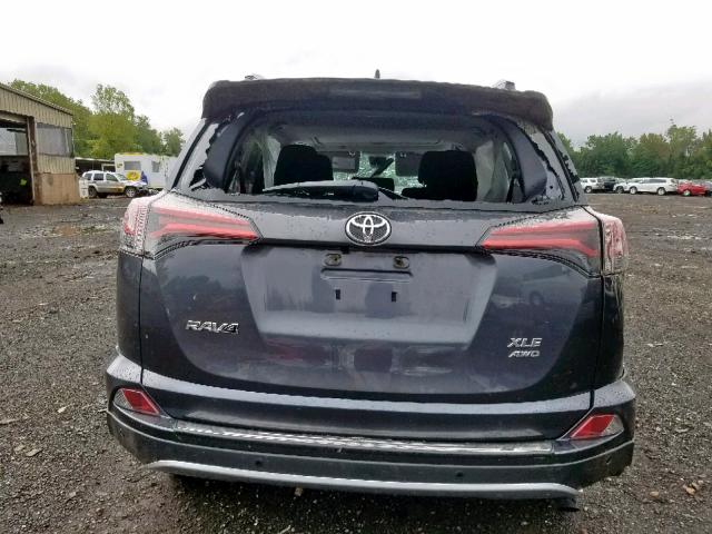 JTMRFREV9HD202466 - 2017 TOYOTA RAV4 XLE GRAY photo 10