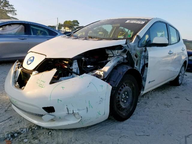 1N4AZ0CP7FC308542 - 2015 NISSAN LEAF S WHITE photo 2