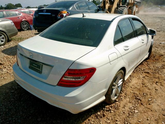 WDDGF4HB3CA650567 - 2012 MERCEDES-BENZ C 250 WHITE photo 4