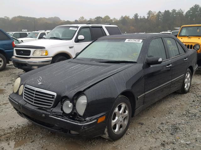 WDBJF65J42B414606 - 2002 MERCEDES-BENZ E 320 BLACK photo 2