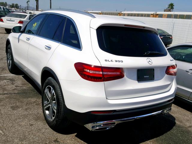 WDC0G4KB8JV043422 - 2018 MERCEDES-BENZ GLC 300 4M WHITE photo 3