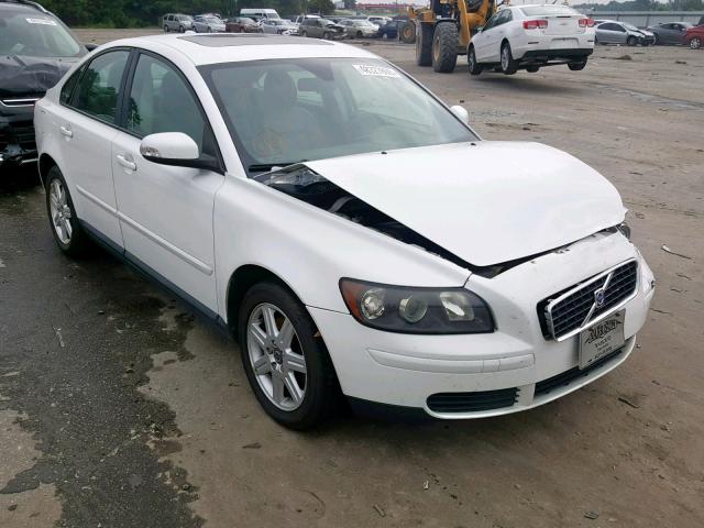 YV1MS382072276304 - 2007 VOLVO S40 2.4I WHITE photo 1