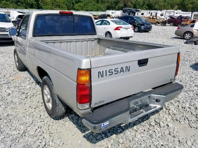 1N6SD11S0VC316715 - 1997 NISSAN TRUCK BASE SILVER photo 3