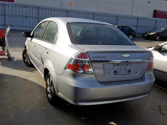 KL1TD56E39B663993 - 2009 CHEVROLET AVEO LS SILVER photo 3