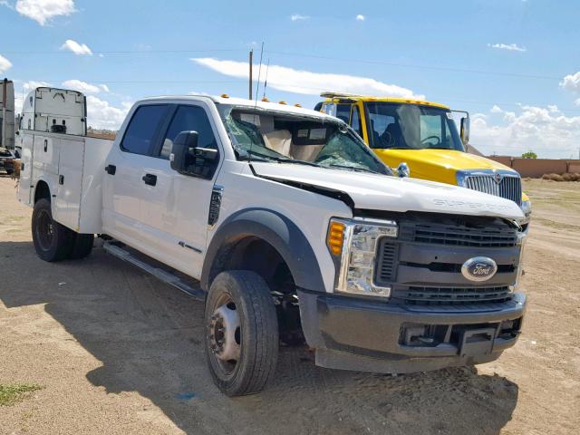 1FD0W5GT8HEB92970 - 2017 FORD F550 SUPER WHITE photo 1