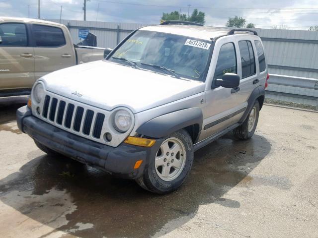 1J4GL48K46W253812 - 2006 JEEP LIBERTY SP SILVER photo 2