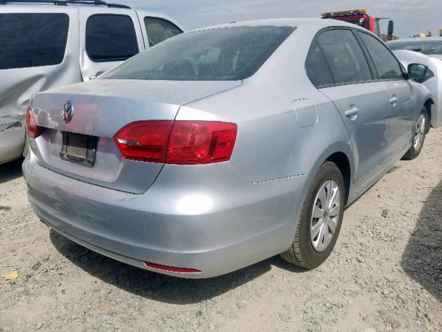 3VW2K7AJ4EM422048 - 2014 VOLKSWAGEN JETTA BASE Արծաթագույն լուսանկար 4