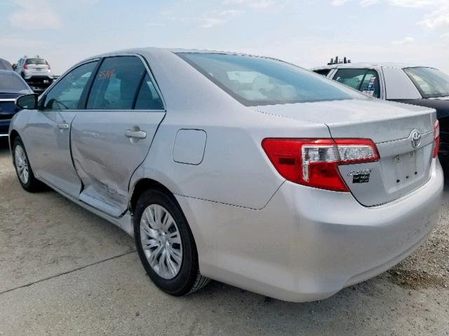 4T1BF1FK6CU068995 - 2012 TOYOTA CAMRY BASE SILVER photo 3