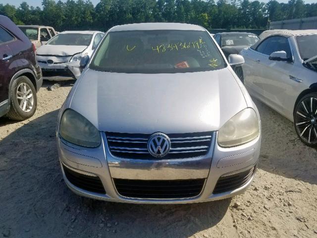 3VWRF71K76M689326 - 2006 VOLKSWAGEN JETTA 2.5 SILVER photo 9