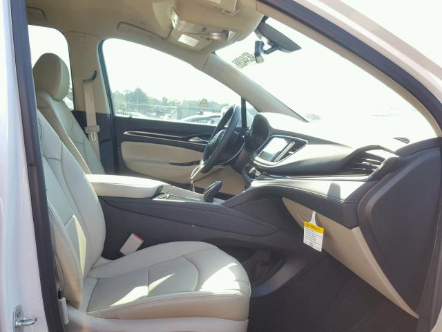 5GAERBKW5JJ261761 - 2018 BUICK ENCLAVE ES WHITE photo 5