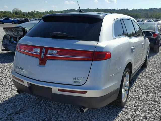 2LMHJ5AR4BBJ52570 - 2011 LINCOLN MKT SILVER photo 4