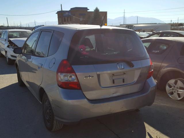 JHMGD38477S056509 - 2007 HONDA FIT GRAY photo 3