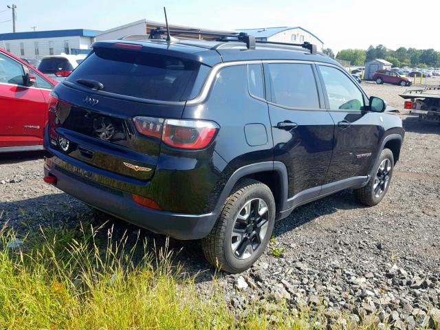 3C4NJDDB6JT169157 - 2018 JEEP COMPASS TR BLACK photo 4