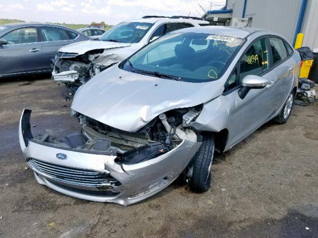 3FADP4BJ2EM172082 - 2014 FORD FIESTA SE SILVER photo 2