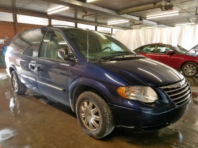 2A4GP54L46R811904 - 2006 CHRYSLER TOWN & COU BLUE photo 1