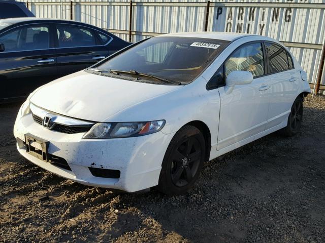 2HGFA1F60BH524631 - 2011 HONDA CIVIC LX-S WHITE photo 2