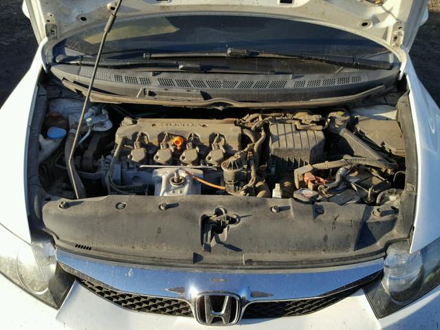 2HGFA1F60BH524631 - 2011 HONDA CIVIC LX-S WHITE photo 7