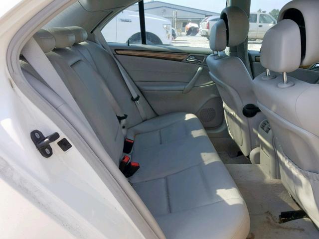 WDBRF52H67F895196 - 2007 MERCEDES-BENZ C 230 WHITE photo 6