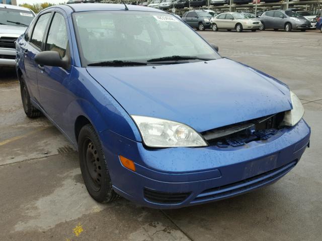 1FAFP34N85W316463 - 2005 FORD FOCUS ZX4 BLUE photo 1