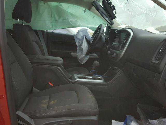 1GCGTCEN8J1245006 - 2018 CHEVROLET COLORADO L RED photo 5