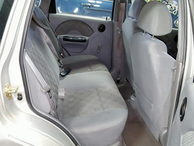 KL1TD62645B424385 - 2005 CHEVROLET AVEO BASE 银色 照片 6