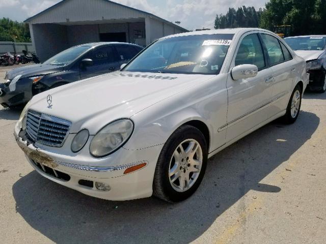 WDBUF65JX3A144897 - 2003 MERCEDES-BENZ E 320 WHITE photo 2