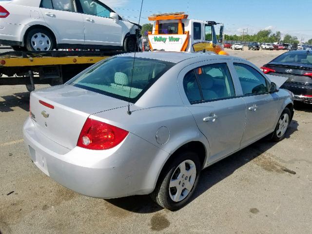 1G1AL58F987312590 - 2008 CHEVROLET COBALT LT SILVER photo 4