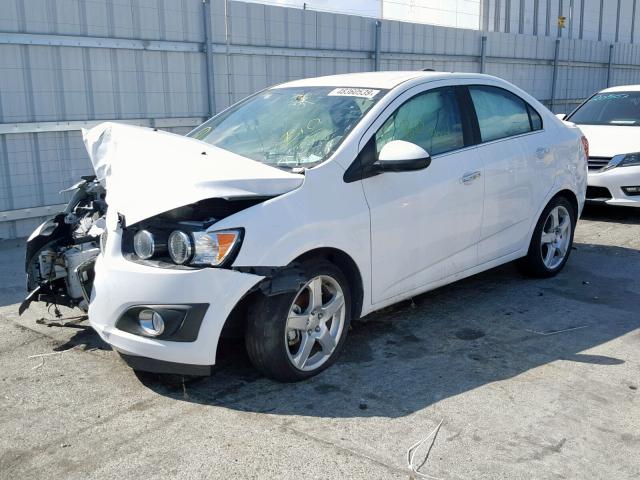 1G1JE5SBXG4151375 - 2016 CHEVROLET SONIC LTZ WHITE photo 2